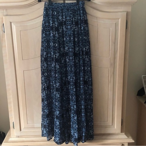 BNWT ABERCROMBIE SKIRT - Picture 1 of 2